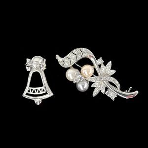 Vintage Silver Tone Pin Brooches